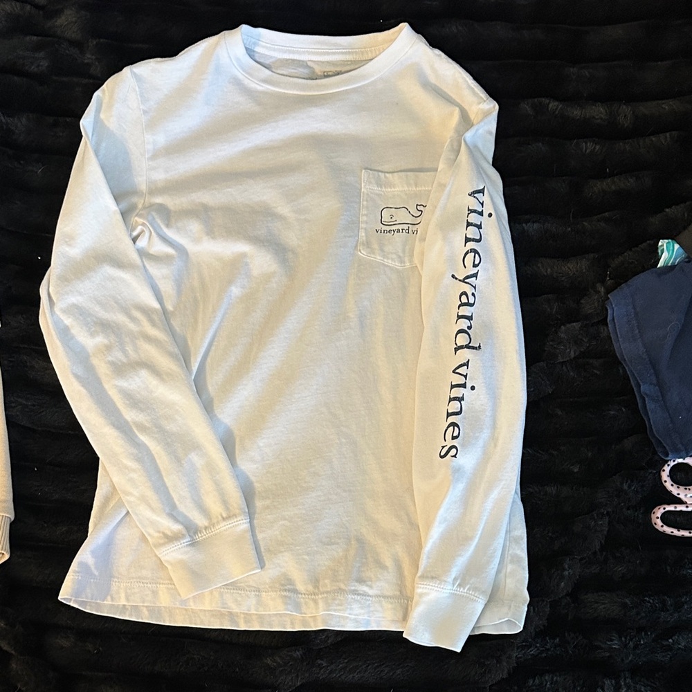 Vineyard Vines White Long Sleeve Pocket Tee with Sleeve Logo